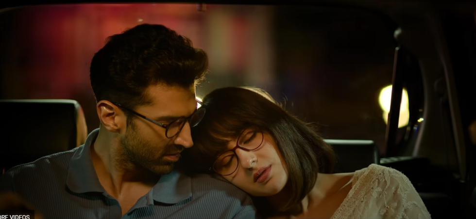 Metro In Dino 2025 official trailer still - Sara Ali Khan and Aditya Roy Kapur in Anurag Basu's romantic drama