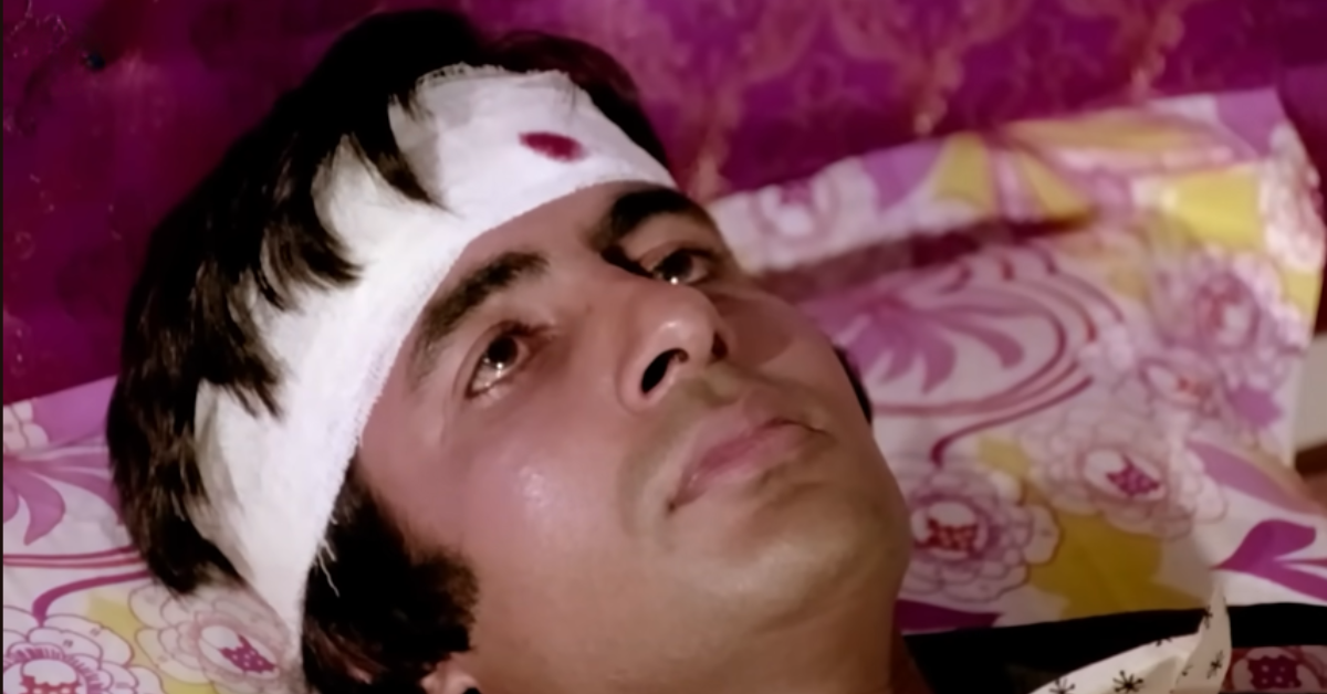 Amitabh Bachchan Khud-Daar head injury on film set with bandage on forehead