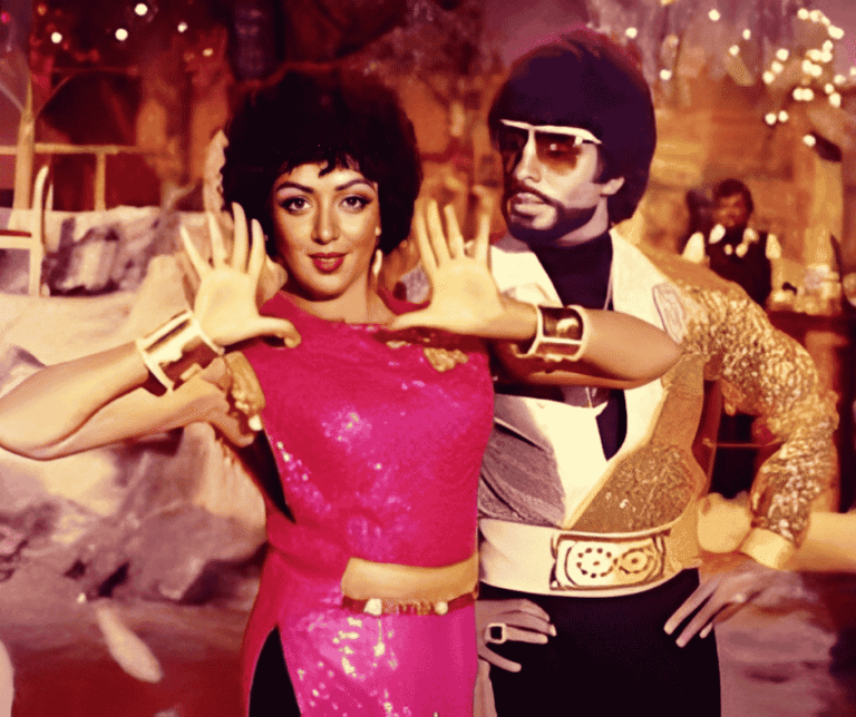 Amitabh Bachchan covering his forehead wound with makeup while shooting “Gore Nahin Hum Kaale” song in Desh Premi